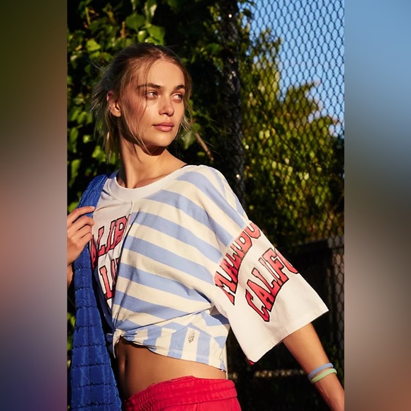 Free People Movement Call Time Graphic Printed Tee Size M NWT - Picture 3 of 4